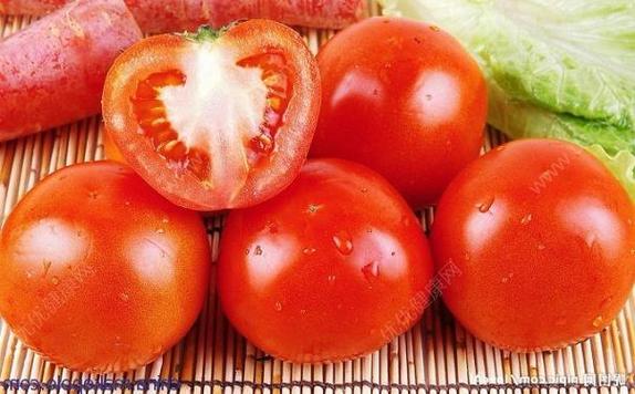谁不宜食用西红柿？胃不好、过敏者和服药患者应忌口！