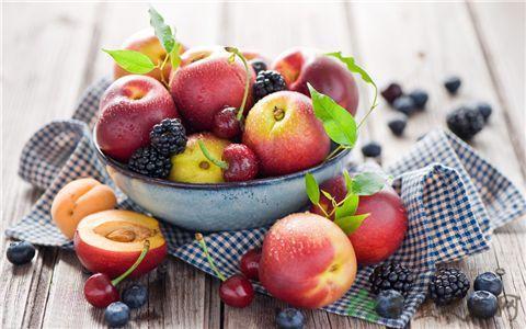 小心！肺癌患者应避免食用这三种水果